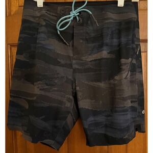 Lululemon Men's Board Shorts Size 32 Camo Blue Lined Drawstring Swim Trunks